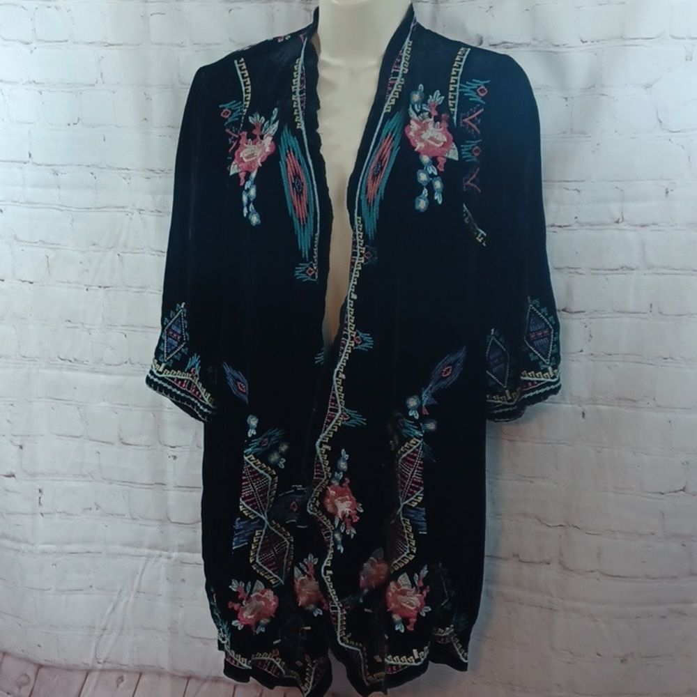 Johnny Was Y2K JWLA Petite  Medium Silk Velvet Embroidered Open Kimono Jacket PM